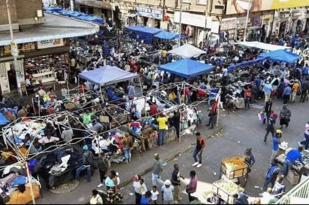 StarLedi tweet media