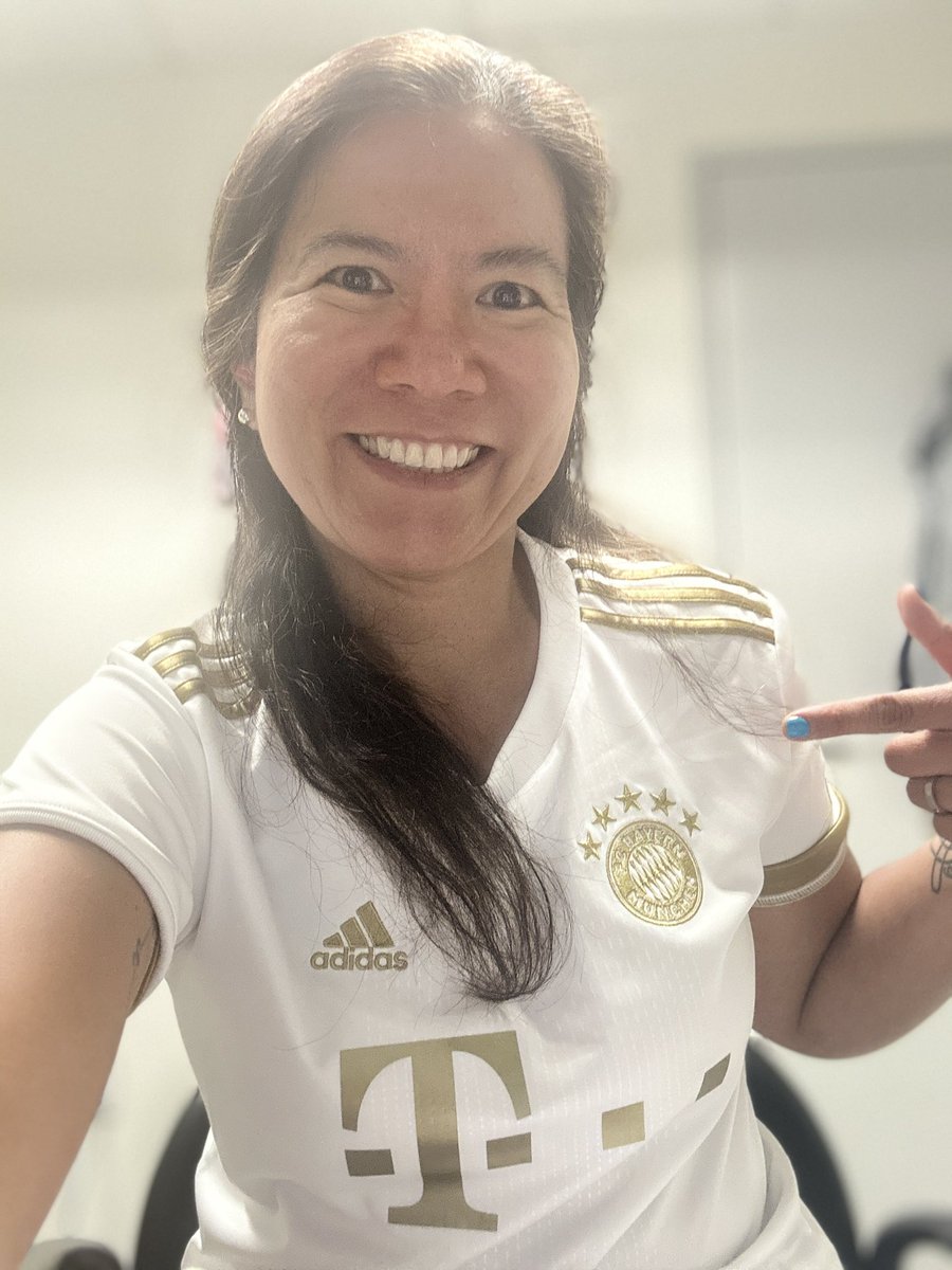 Bayern Red Ladies tweet media