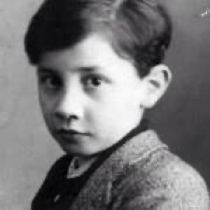 ANPIRomaPosti's tweet image. #IvanMondani era il più giovane dei sei garibaldini uccisi dai fascisti a #Bagnara il #27aprile 1945; aveva 16 anni. Faceva parte della #SAP dei Vigili del Fuoco che avevano condotto nei giorni precedenti azioni contro i tedeschi nelle zone di Bosco ex Parmigiano e di S. Rocco.