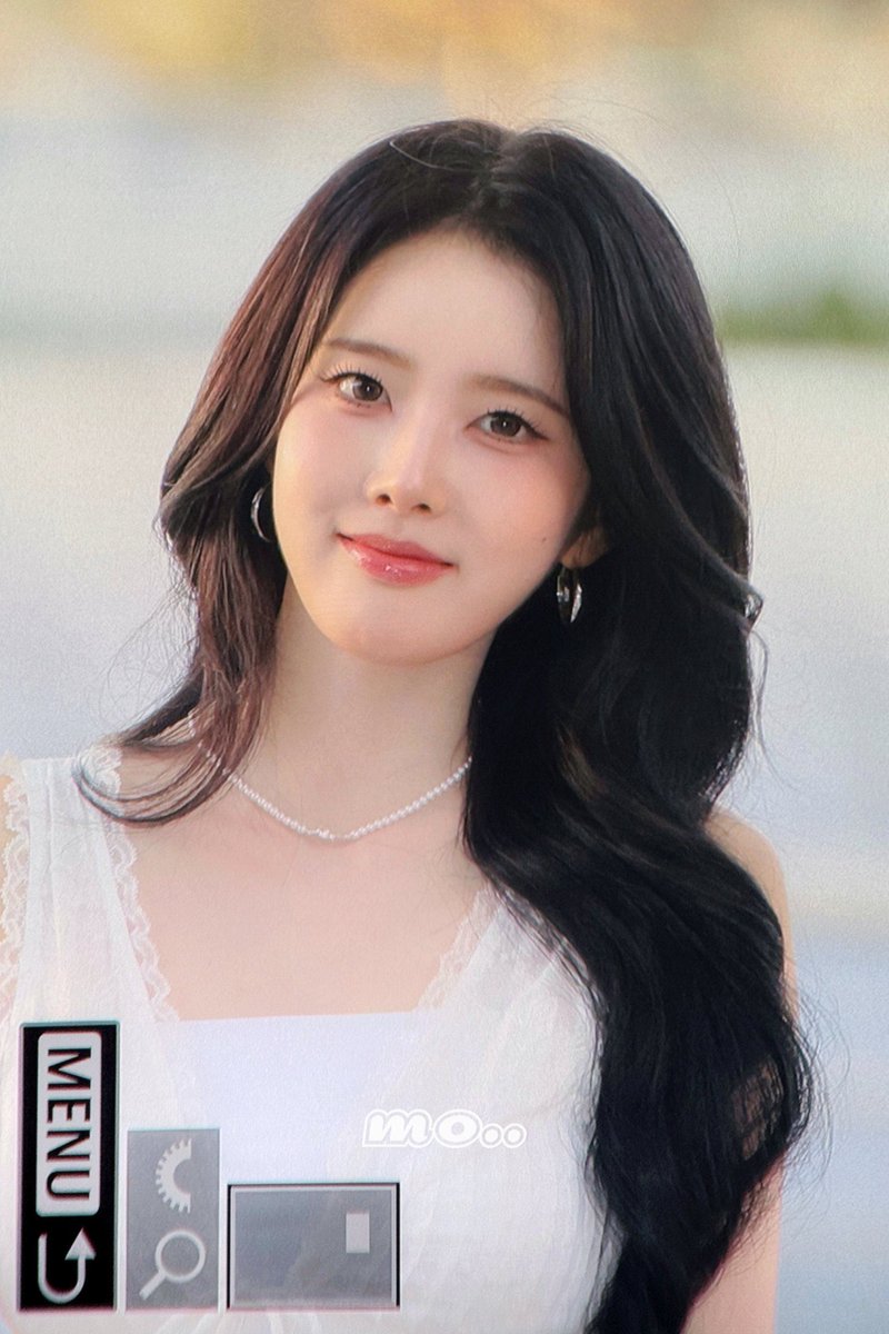808buzzin's tweet photo. The people’s princess 𓏲𝄢 https://t.co/qBxADfL3P2