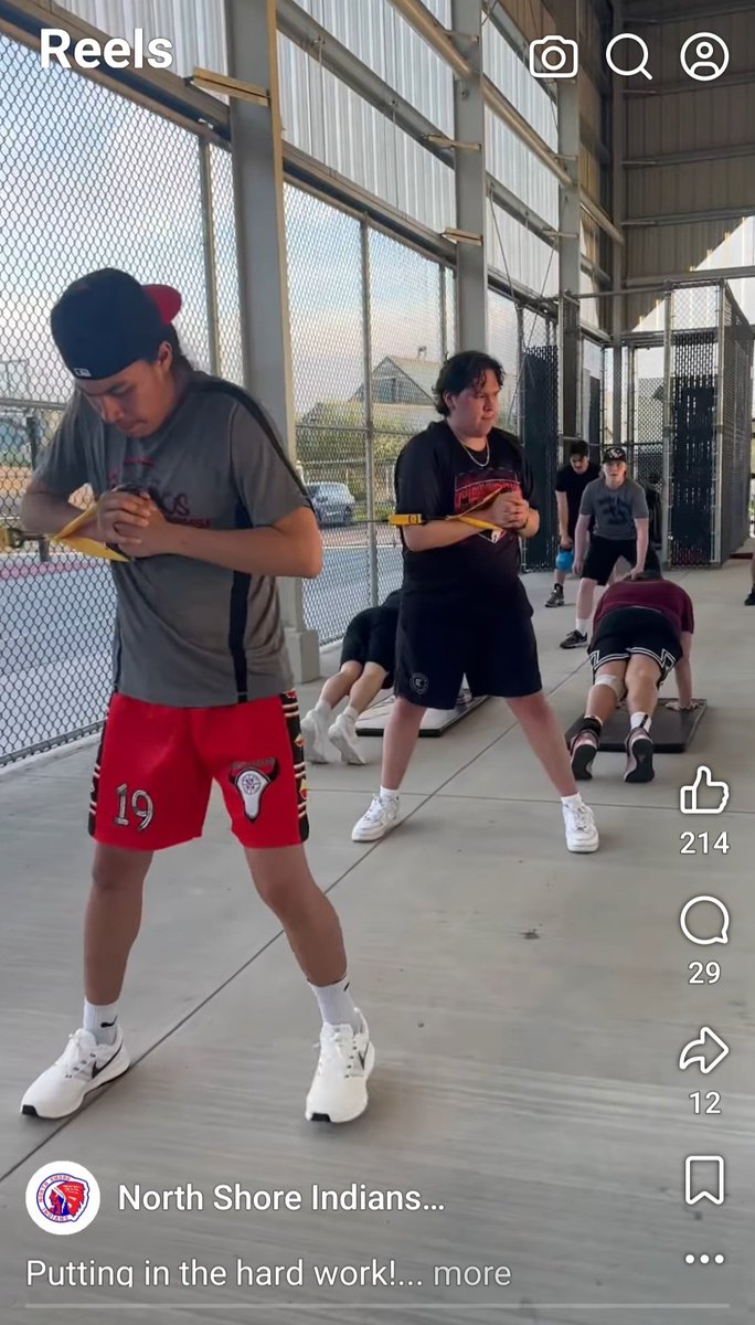 ChaosJrLax tweet media