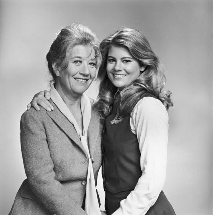 barbaravitali2's tweet photo. Remembering #CharlotteRae April 22,1926_August 5,2018 (Age 92) #TheFactsOfLife @LisaWhelchel #DiffrentStrokes #Hair https://t.co/7SQ0i4YfX1