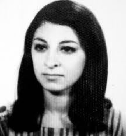 ANPIRomaPosti's tweet image. Militante #peronista che si unì poi ai #Montoneros,#RosaDoryMaureKreiker venne sequestrata il #27aprile 1976 dalla sua casa di #Cordoba.Venne vista ancora in vita presso il #CCD "La Perla".Aveva 30 anni.
A tutt'oggi risulta scomparsa.