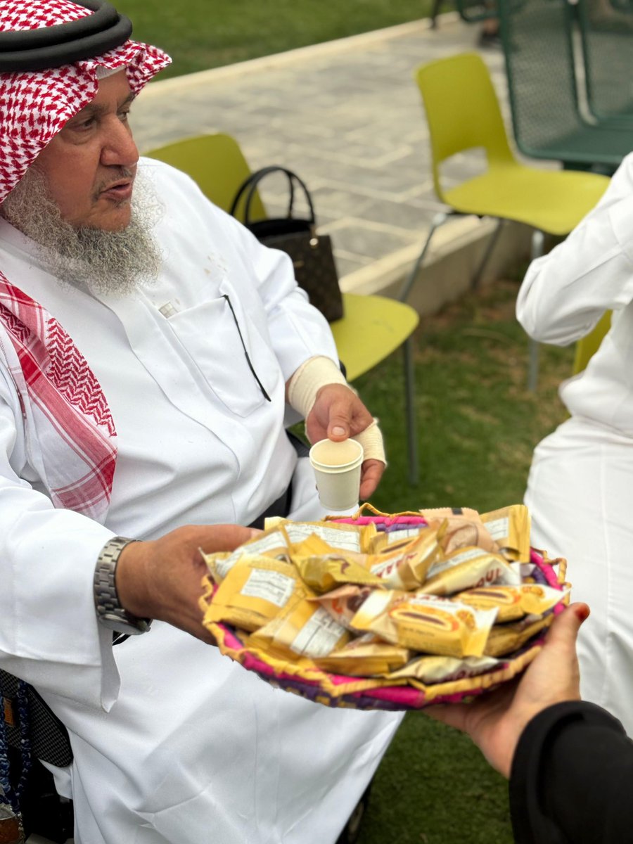 خلف الصقير tweet media