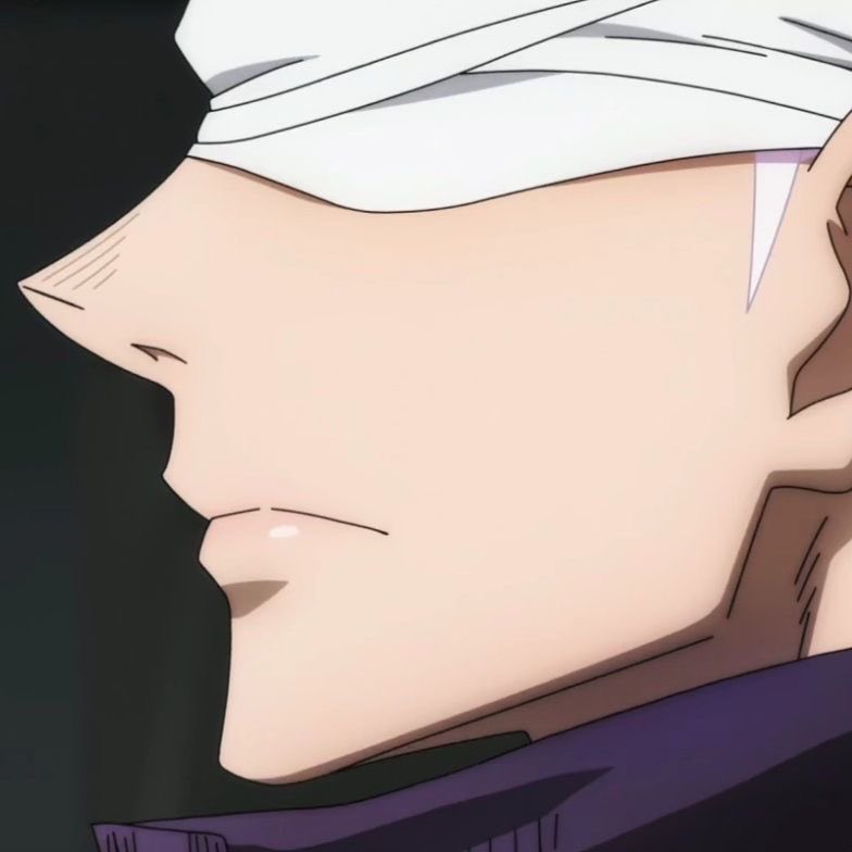 haisatoruu's tweet photo. gojo and his glossy lips https://t.co/C3n2xyCQKG