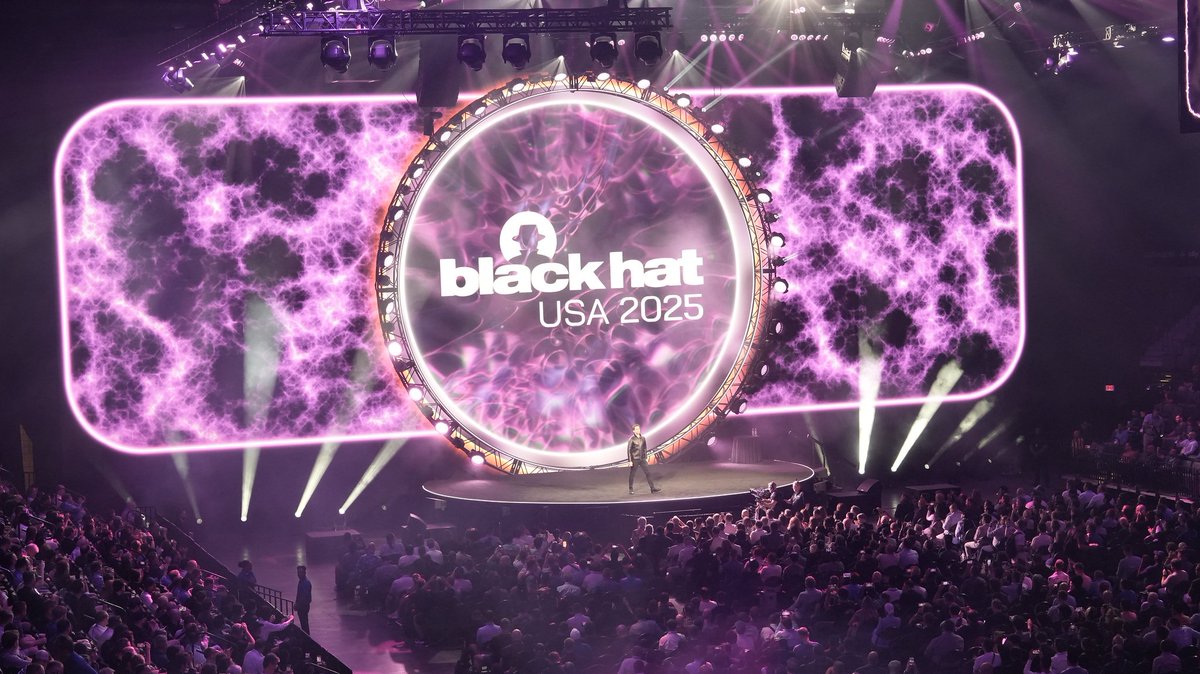 BlackHatEvents's tweet photo. Don’t let your company go viral for the wrong reasons!

Join Black Hat USA 2026 for cutting-edge security training and research that keeps you one step ahead. 

Register today and save with Early Bird pricing before May 22nd.
