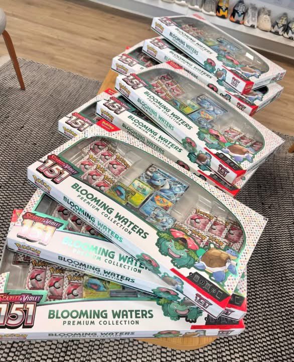 wilsherdav's tweet image. 🔥 Blooming Waters is HERE! 💧✨

Don’t miss out on this clean, beautiful set — perfect for collectors and hitters alike!
💰 Hot Deal Price: $85 Each 
📦 Sealed &amp;amp; ready to go
⚡ First come, first served!

These are moving FAST right now — 

#pokemontwt #pokémon #pokemonpresents