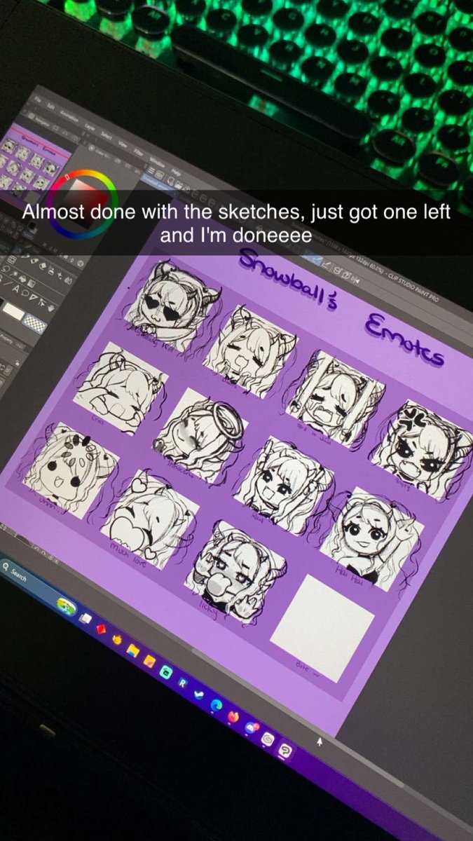 Spooky Mochii tweet media