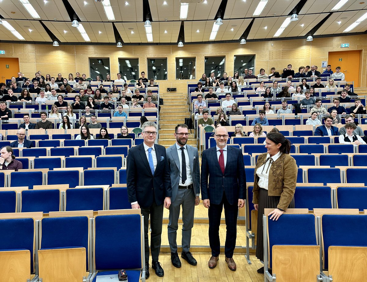 Maciej Berek tweet media