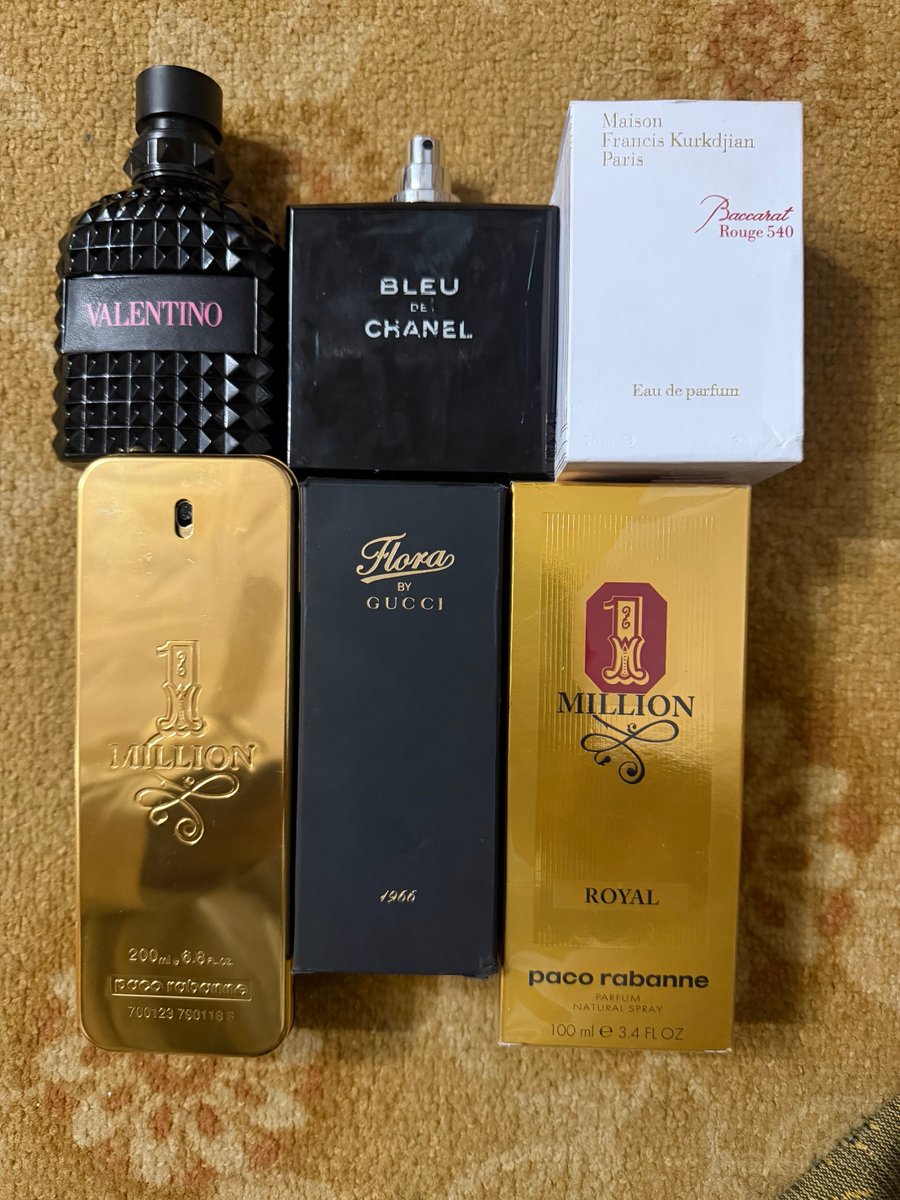 2ubair_khan's tweet image. میرے پرفیوم کلیکشن میں سے ایک ڈھکن غائب ہو گیا ہے۔۔۔🥹     
#perfume #myfav #choice