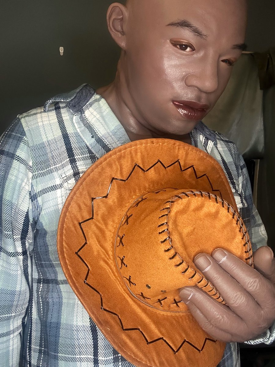 I tried a different style this time, how do we like it?