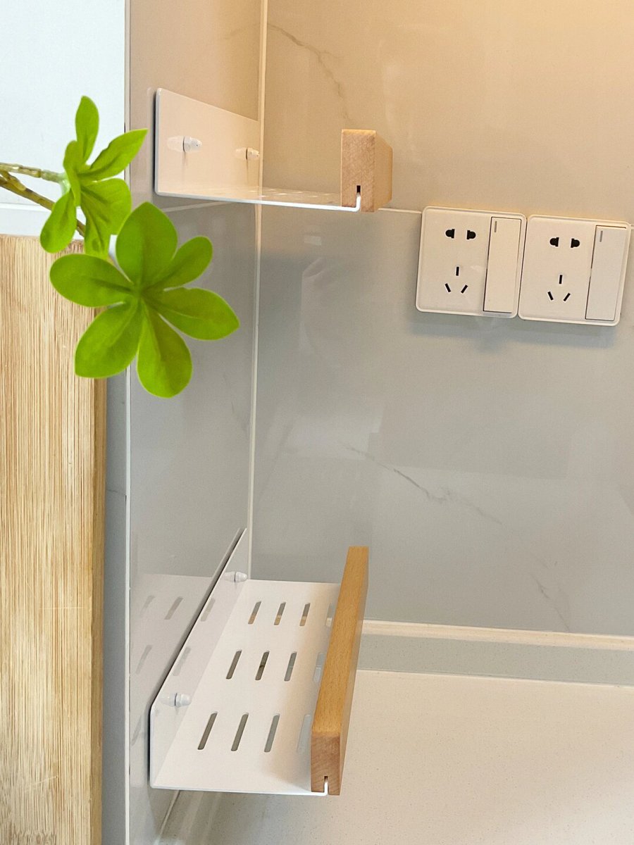 laura cristina tweet media