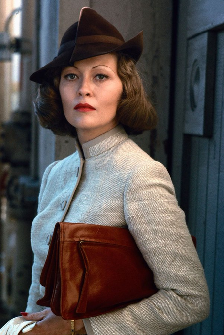 RuizVidal7's tweet photo. Faye Dunaway, 'Chinatown'
© Steve Schapiro https://t.co/6Za8ynvwqQ