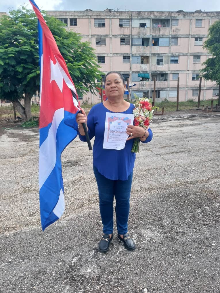 El Desfile del 1ro de Mayo en la Comunidad de Riquelme brilló con la fuerza y la unidad que caracteriza a sus pobladores. Muchas felicidades al sector educativo, que obtuvo el primer lugar por su disciplina y vocación. <a href="/CubaMined/">MINED</a>  <a href="/DGEM_Quemado/">DGEM Quemado de Güines</a>