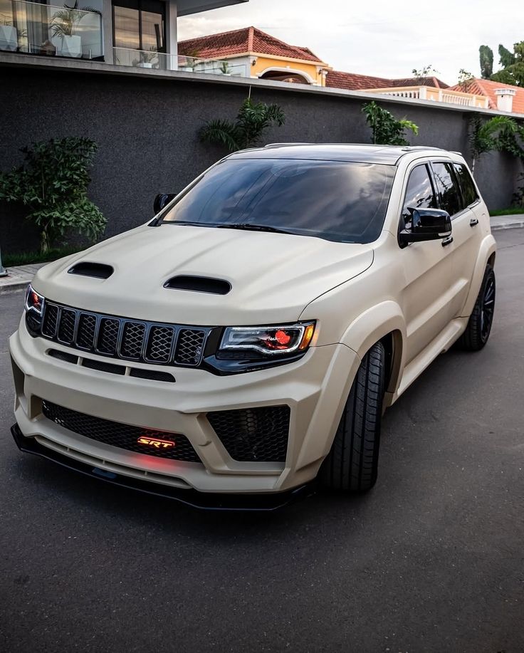 We love cars ❤️ tweet media