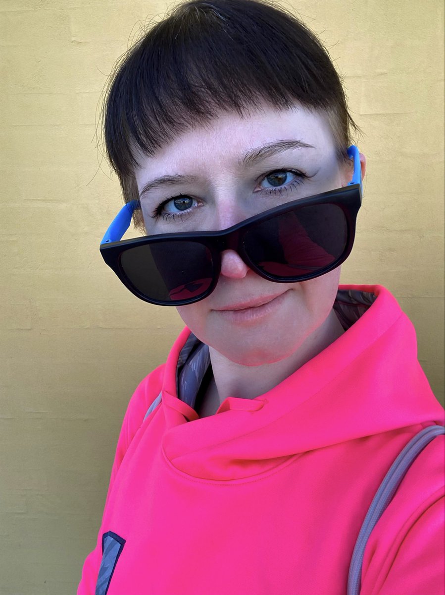 axmcre8tions's tweet image. Hvem har lukket solen ind!!🤣🤣🤣🤣🤣
#selfie