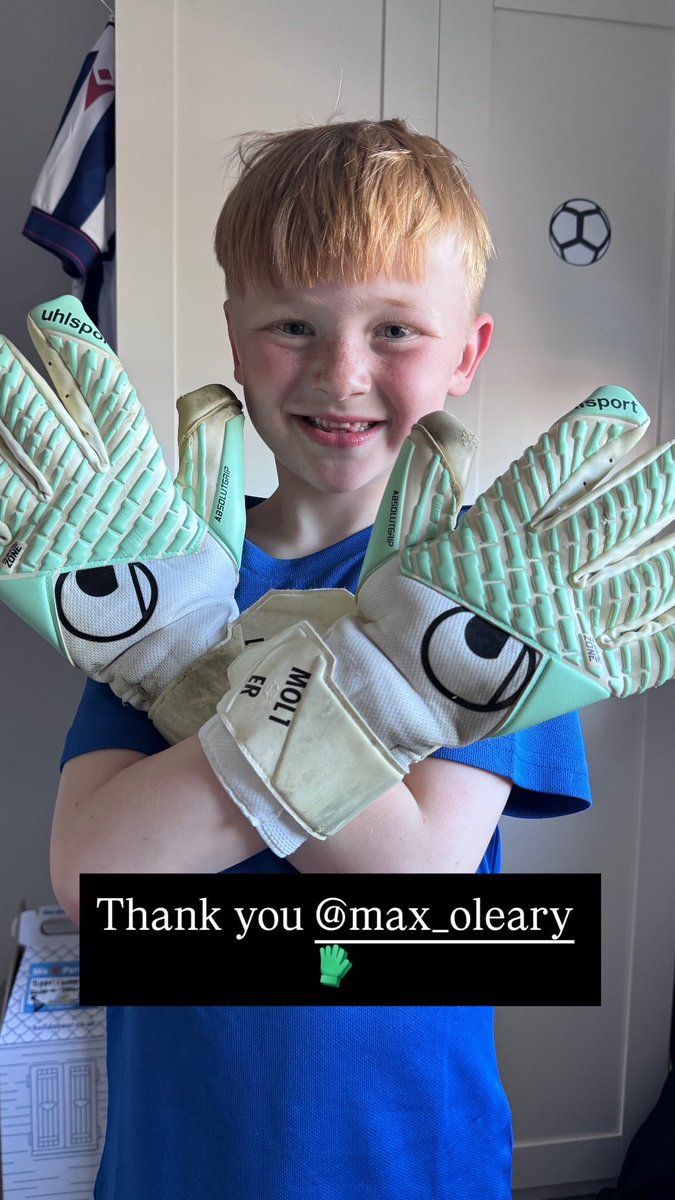 dunnda's tweet image. 🧤1️⃣ #wba 🔵⚪️