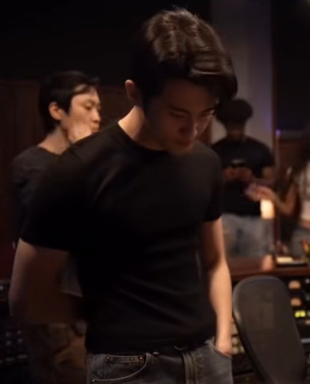 핑쿠 — vhdpqj clfemfla tweet media