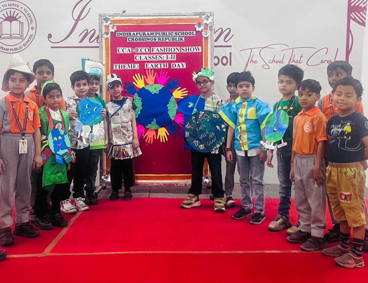 Indirapuram Public School, Crossings Republik tweet media