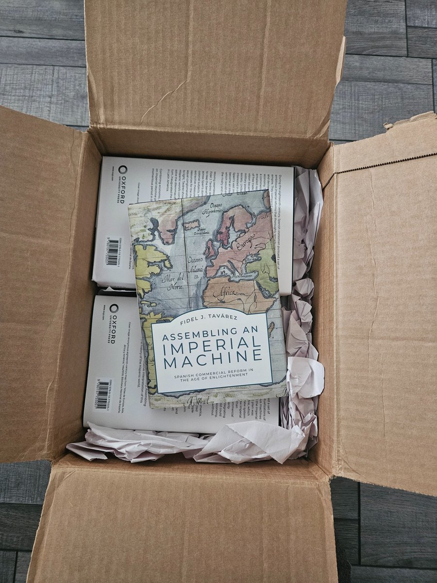 FidelTavarez's tweet photo. Author copies arrived! https://t.co/3jtxcmvQtJ