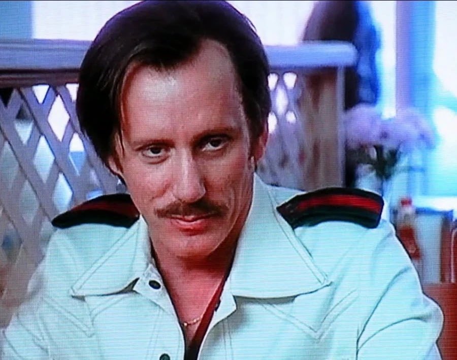 Toe Rogan tweet media