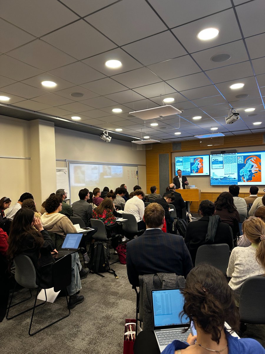 coenatolin's tweet photo. Understanding Sweden’s Total Defence

At the Swedish Defence Research Agency(@FOIresearch), Natolin students explored Russia’s full-spectrum threats and Sweden’s crisis and war preparedness.

#NatolinOnTour #TeamHelsinkiStockholm https://t.co/FfVX3iq2vp