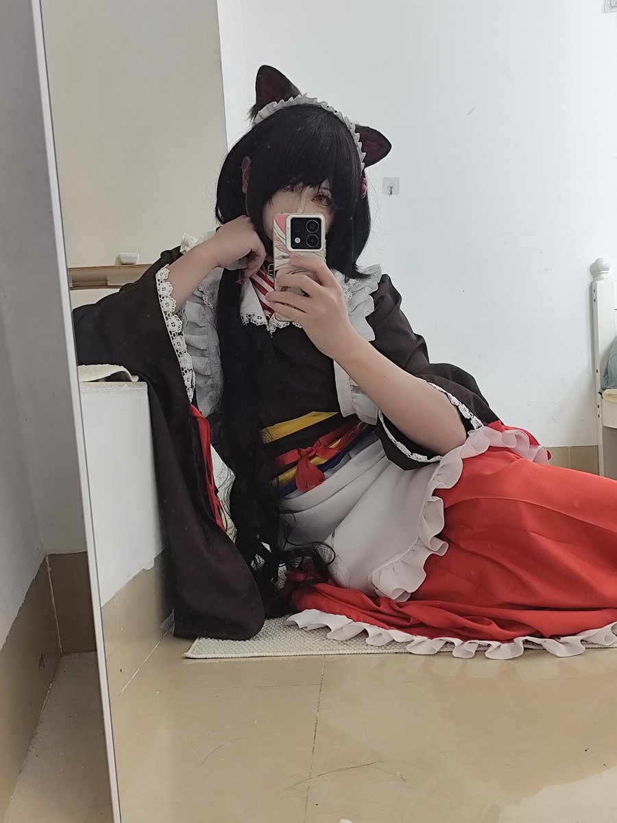 没车没房出租屋打游戏大喊大叫小唐 tweet media
