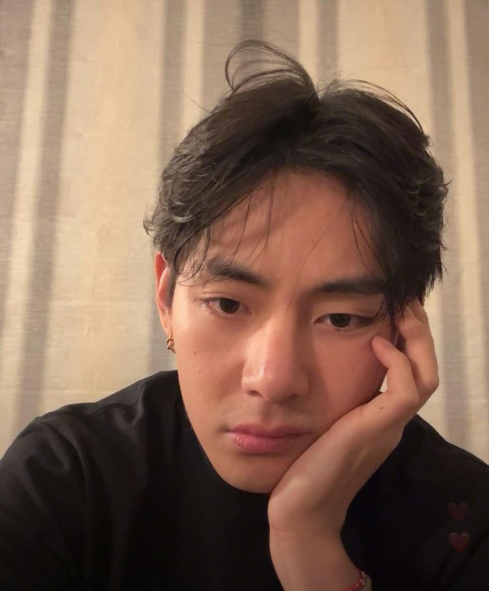 𝑽𝒆 🪭 tweet media