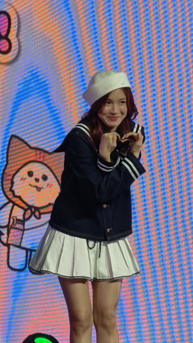 BoBow แม่ปลอมกอหญ้าอยากเปนคนเทสดีกะเทอ🤭💚💖🔥🌶️ tweet media