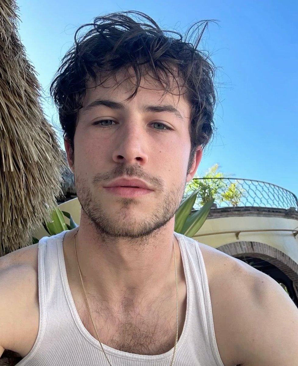 Male Central tweet media