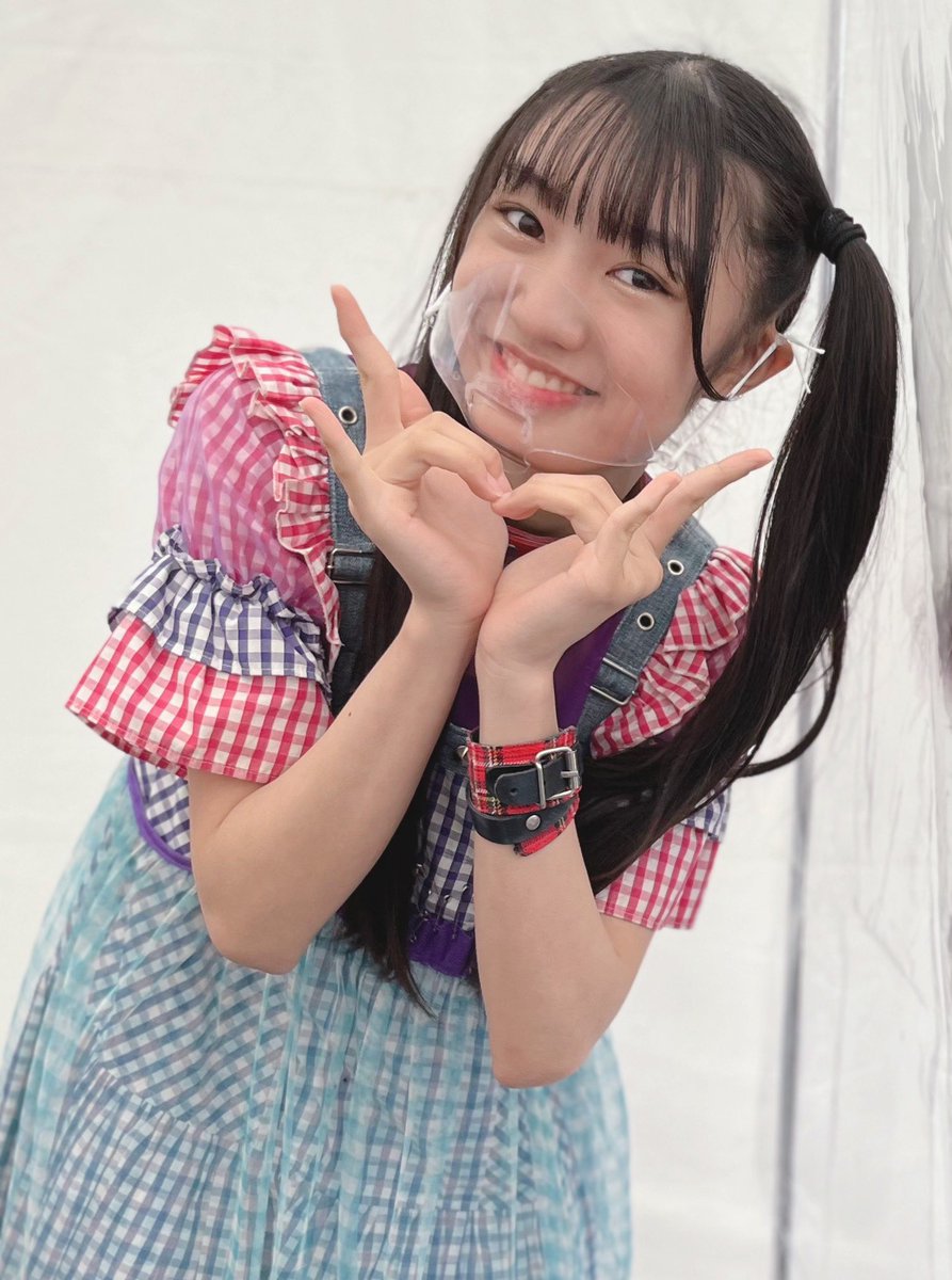 みにとまと tweet media