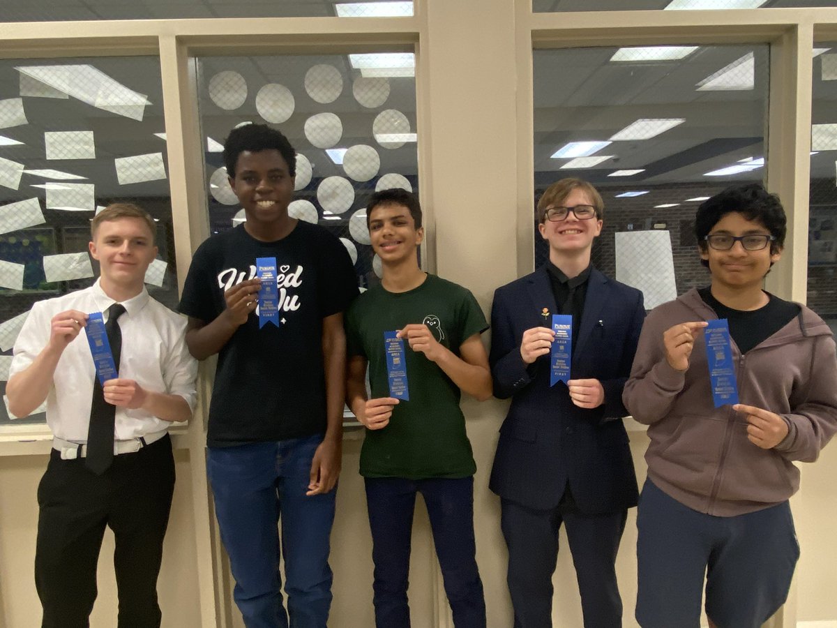 SignatureSchool's tweet photo. First Place - Social Studies: Simon F., Garret D., Om M., Nicholas F. 
First Place - English: Thejasri R., Grace L., Likhila T., Diya M. 
First Place - Fine Arts: Garret D., Stephanie P., Alex R. 

Way to go, students, Mr. Bullington, and Mr. Robinson! https://t.co/OQdDEy9p6N