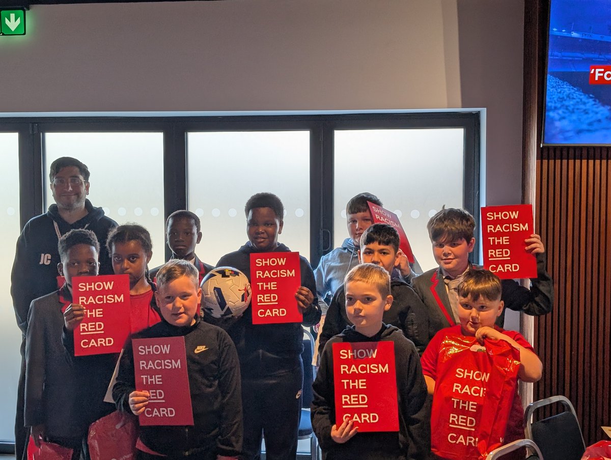 SRTRC_England's tweet photo. Today we visited @PompeyITC at Fratton Park, home of @Pompey ⚽️

70 pupils learned to recognize &amp; challenge racism through our Fans of the Future workshop 

We were joined by footballer Tayo Singerr, who spoke to pupils🎙️

Thanks to Tayo, the club and all who supported our event! https://t.co/bWESIBmOKb