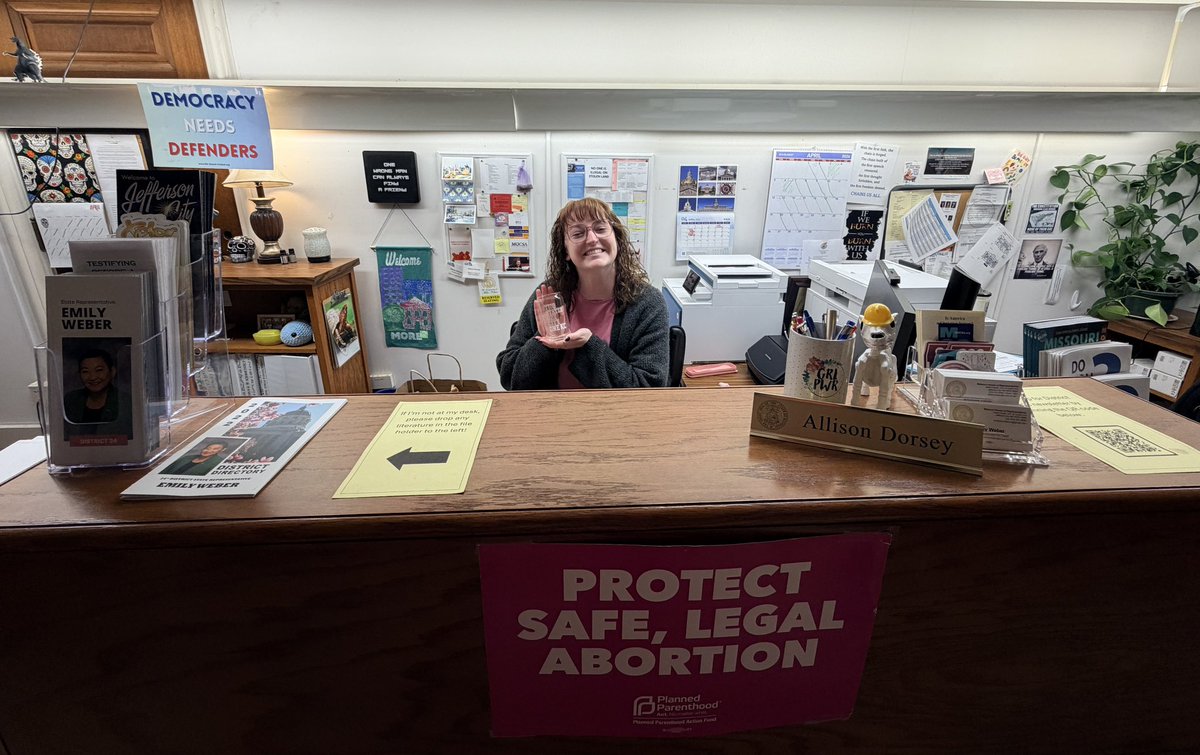 EmilyforKC's tweet photo. Wednesdays we wear pink 💖 Happy Administrative Professionals Day!
Grateful for Allie—serving District 24, keeping us on track, and doing it all. We couldn’t do this without her!
#moleg #thankyou #kcproud https://t.co/5tcXT94rRq
