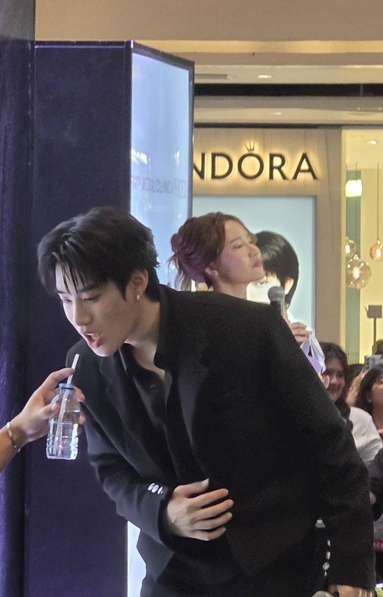 𝙹𝚊𝚜𝚖𝚒𝚗𝚎 ~👸❤️ tweet media