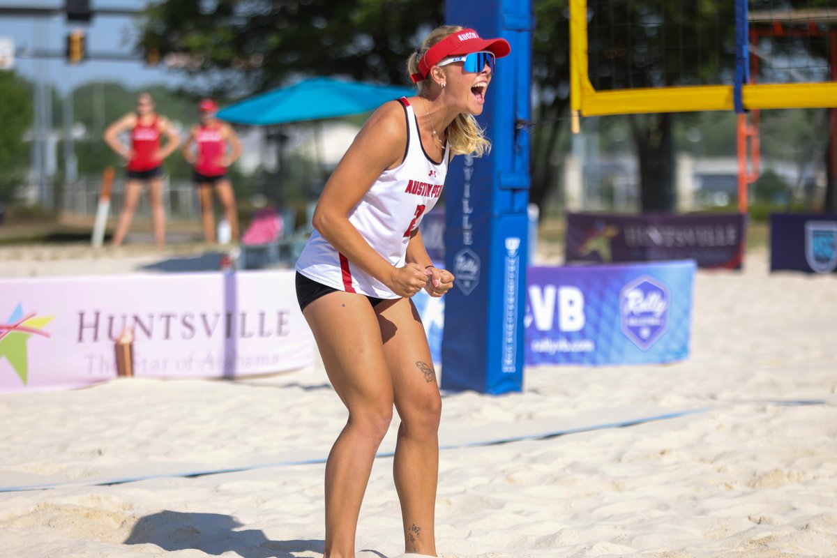 GovsBVB's tweet photo. Postseason is Underway🎩🏖️🏐

#SandyGovs | #LetsGoPeay https://t.co/1GZFpBG70u