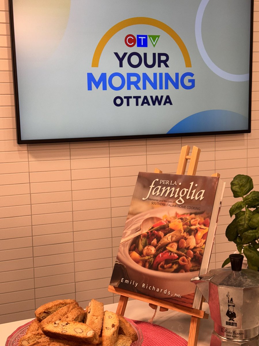 ERiscooking's tweet photo. So much fun this morning chatting #perlafamiglia and cooking again @CTVYMOttawa with @CTVWillAiello Thanks so much for having me 💞 https://t.co/ghOKBsvMo8