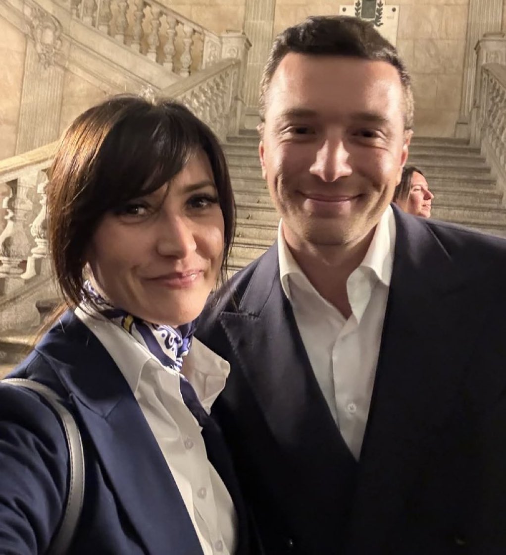 czesioWberecie tweet picture