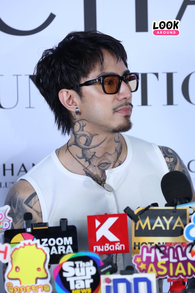 LookARound tweet media