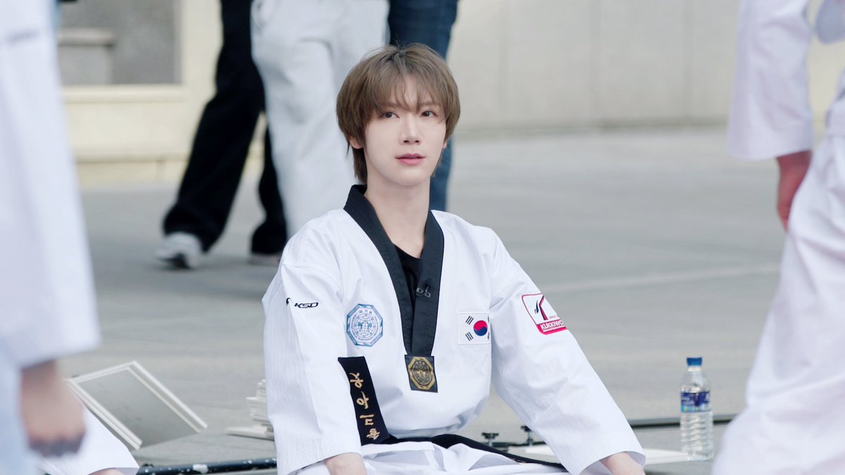 TENzenter's tweet image. 260422 Kukkiwon official website update with #TEN  #เตนล์
#SOLDOUT #SOLDOUT_TEN

The World Taekwondo Headquarters Kukkiwon is releasing video content for the web variety show ' Sold Out' featuring global idol TEN .

📎kukkiwon.or.kr/base/board/rea…