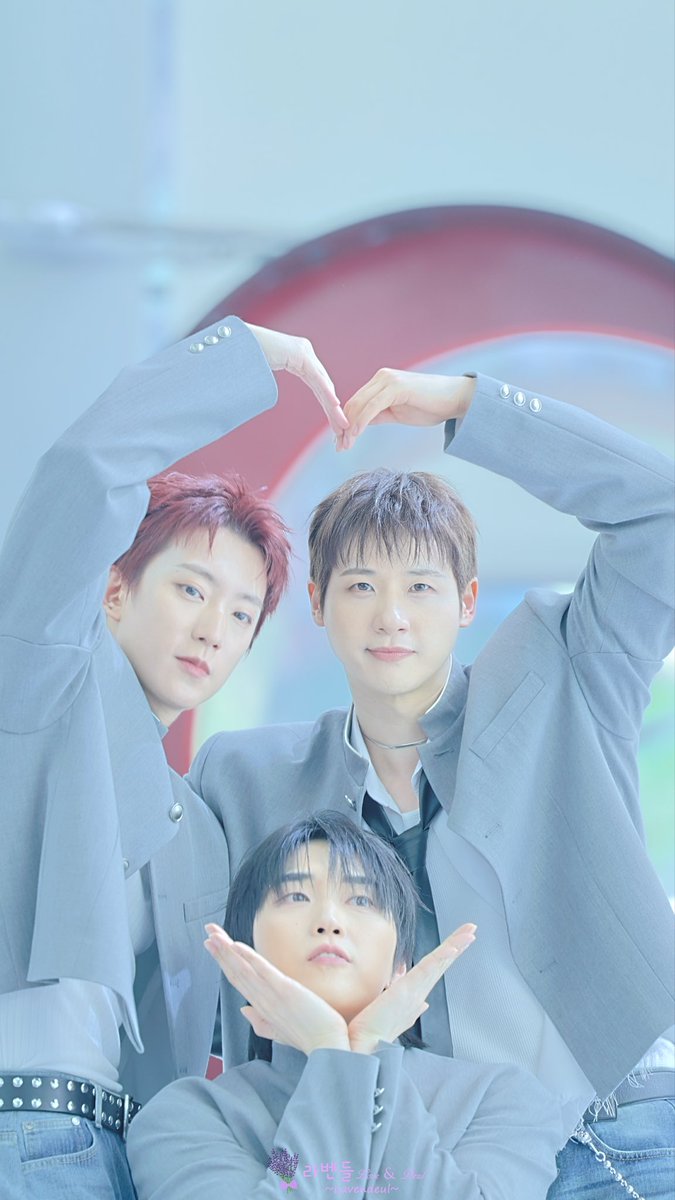 loveanddeul's tweet image. 260422 쇼! 챔피언 미니팬미팅

🐻🐥🐶 💚

#B1A4 #SET #가위바위보
#신우 #CNU
#산들 #SANDEUL
#공찬 #GONGCHAN