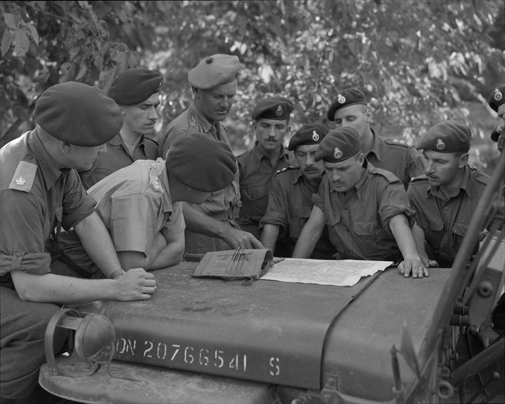 Army_Comd_Armee's tweet image. La guerre de Corée a été une épreuve déterminante pour les Nations Unies, nouvellement créées. La bataille de Kapyong, qui a débuté #ECJ en 1951, a mis les troupes canadiennes à rude épreuve et leur a valu la United States Presidential Unit Citation. #NoublionsJamais