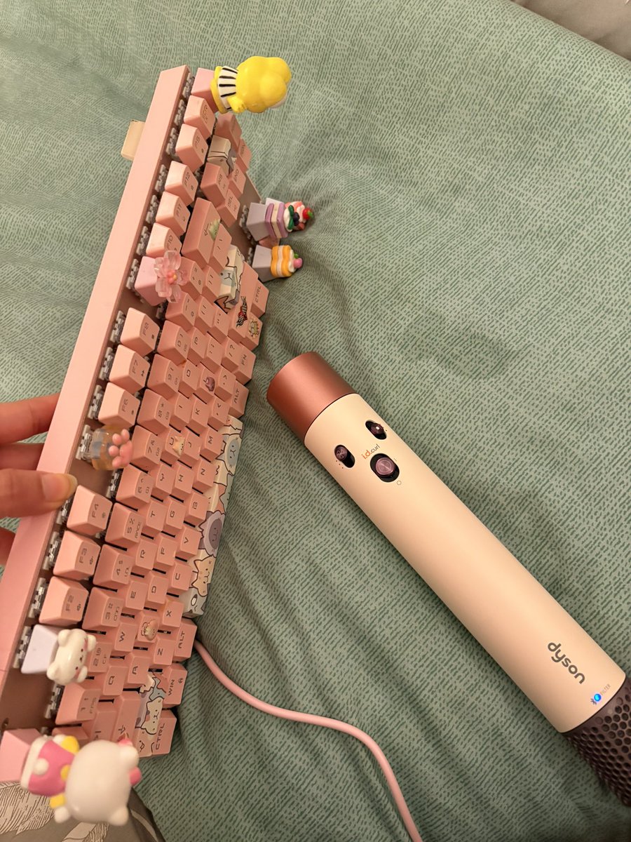 Yumi ᶻ 𝗓 𐰁 tweet media