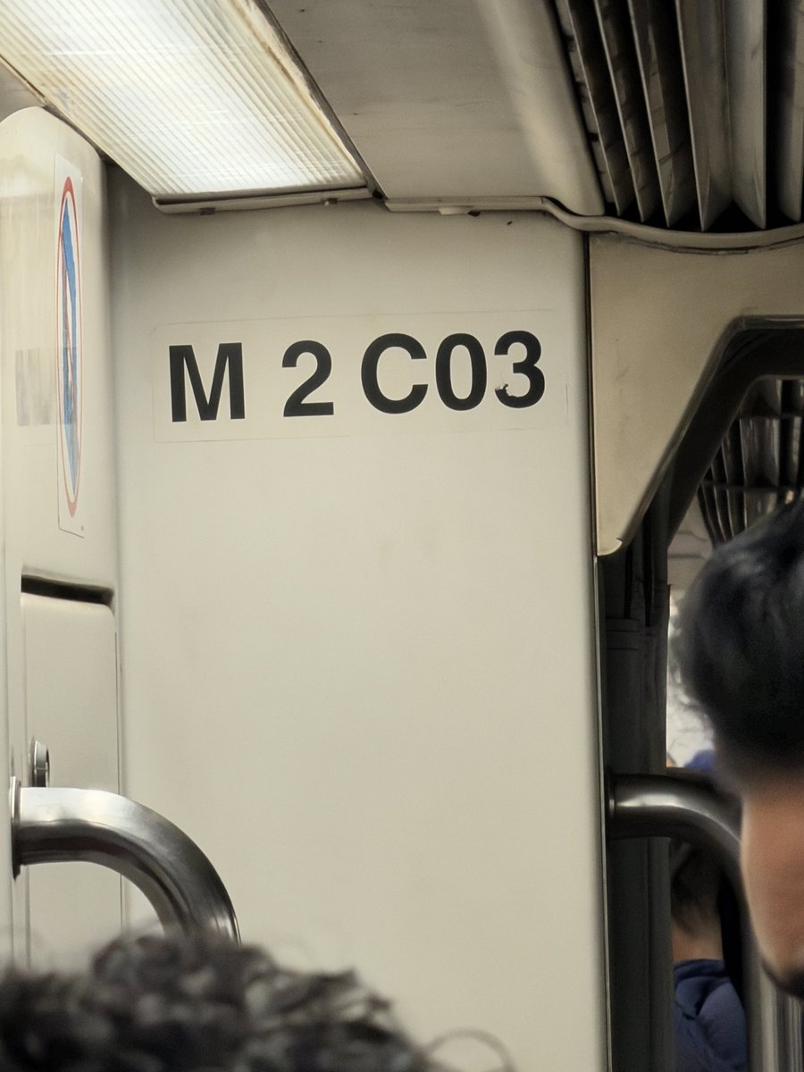 RahulDSharma's tweet photo. Hey dmrc train going towards samaypur badli on yellow line is dirty, someone has puked on the floor. Need immediate assistance! @OfficialDMRC https://t.co/tAoe3P9OyE