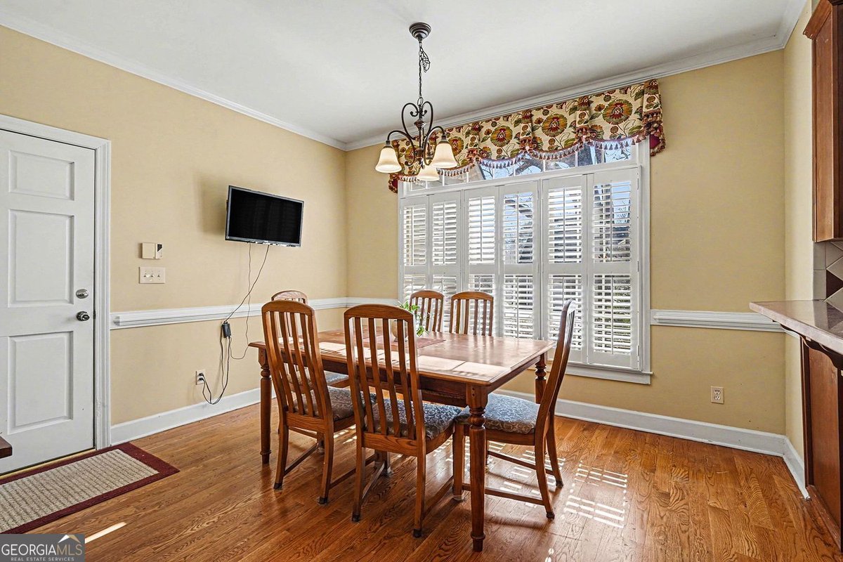 JHugginsRealtor's tweet photo. 🏡 PRICE REDUCTION | 📍 3201 Shaw Road, Marietta, GA 30066
💲 740,000 |  🛏  4 bed  🛁  4 bath  📐 4919 sq. ft.  | 1.3 acres

https://t.co/lWXXveP9ty https://t.co/tc8KMHd2bM