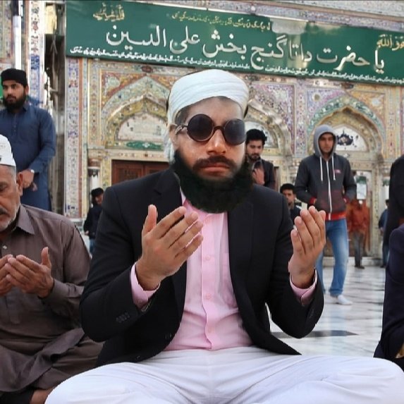 طیفہ 007 tweet media