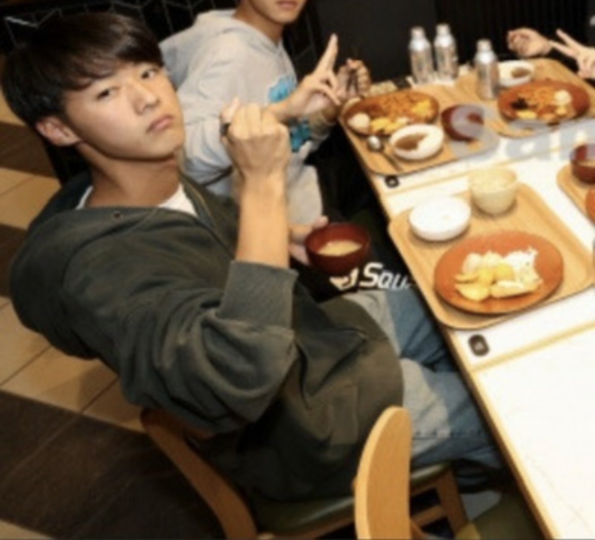 ressentiment tweet media