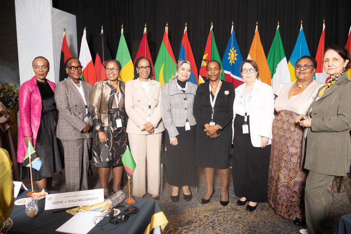 DWYPD_ZA's tweet image. 📸✨[IN PICTURES] 

The 2nd High-Level Meeting of Women Judicial Leaders of Africa continues in Sandton, Johannesburg 🇿🇦 as distinguished women judicial leaders from across the continent come together to connect, collaborate, and lead.

#womeninjudicialleadership
#GenderEquality