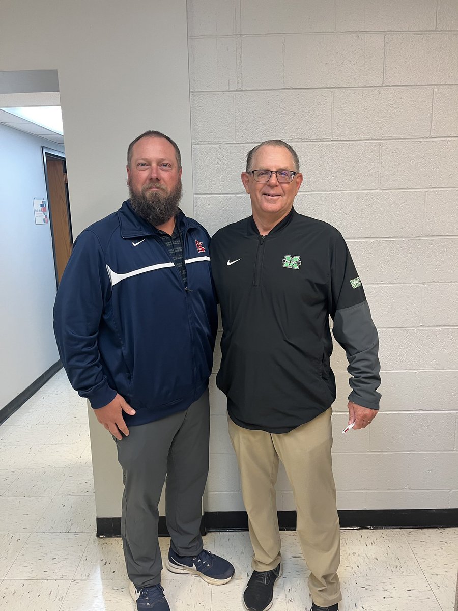 ACbearcatFB's tweet photo. Thank you Coach Dean Hood from Marshall U. for stopping to check on the Bearcats! https://t.co/AP7GJGts81