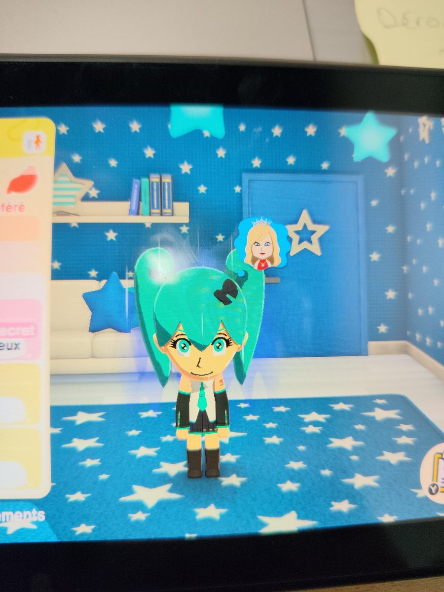 NOOO TAYLOR SWIFT REJECTED MIKU